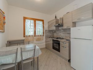 23891650-Ferienwohnung-4-Portoferraio-300x225-5