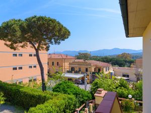 23919416-Ferienwohnung-4-Portoferraio-300x225-3