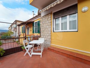 23983390-Ferienwohnung-2-Portoferraio-300x225-0