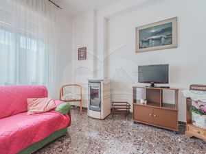 23983390-Ferienwohnung-2-Portoferraio-300x225-4