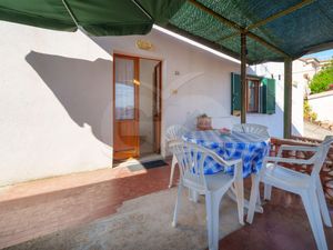 23701179-Ferienwohnung-2-Portoferraio-300x225-2