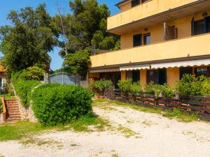 24025275-Ferienwohnung-3-Portoferraio-300x225-4