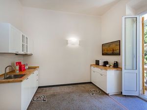 24038081-Ferienwohnung-4-Portofino-300x225-4