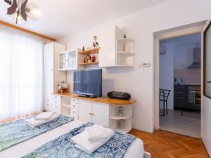 23312674-Ferienwohnung-2-Portorož-300x225-2