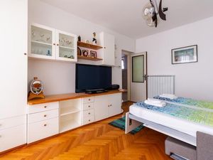 23312674-Ferienwohnung-2-Portorož-300x225-3