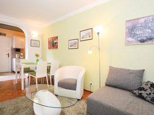 23732217-Ferienwohnung-4-Portorož-300x225-2