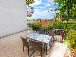 23765785-Ferienwohnung-6-Portorož-300x225-1