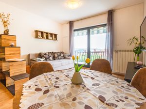 23765785-Ferienwohnung-6-Portorož-300x225-4