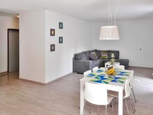 23766911-Ferienwohnung-7-Portorož-300x225-3