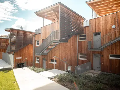 10-opensky-woerthersee-lodges-front