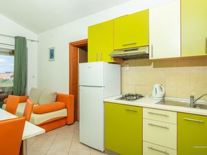 18698897-Ferienwohnung-6-Posedarje-300x225-3