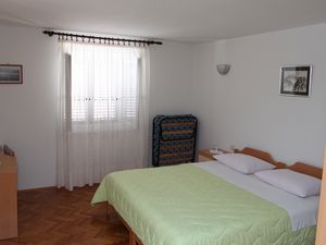 19359883-Ferienwohnung-4-Posedarje-300x225-5