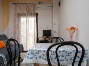 Ferienwohnung für 3 Personen (35 m²) in Posedarje