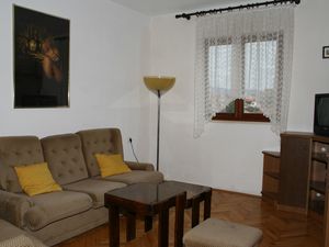 18550589-Ferienwohnung-6-Postira-300x225-1