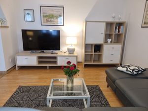 19046445-Ferienwohnung-5-Postira-300x225-3