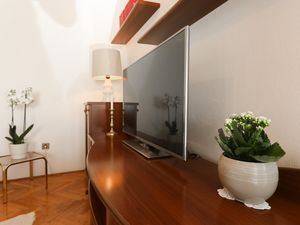 19128483-Ferienwohnung-5-Postira-300x225-4