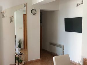 23927141-Ferienwohnung-4-Postira-300x225-2