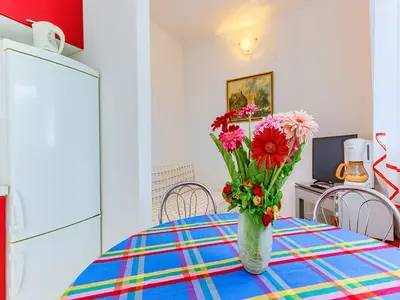 DiningRoom