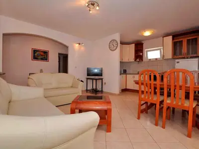 Ferienwohnung für 4 Personen (65 m²) in Postira 6/10