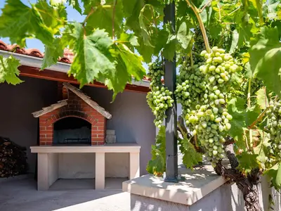 Ferienwohnung für 7 Personen (100 m²) in Postira 8/10
