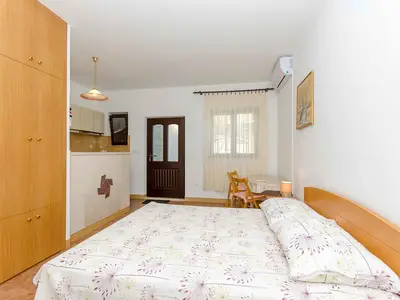 Ferienwohnung für 2 Personen (23 m²) in Postira 7/10