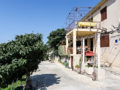 Ferienwohnung für 8 Personen in Potomje 3/10