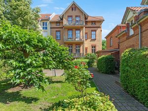 18305001-Ferienwohnung-4-Potsdam-300x225-1