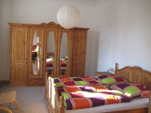 23553701-Ferienwohnung-4-Potsdam-300x225-2