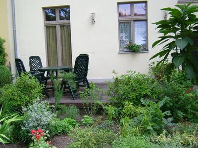 Innenhof mit Terrasse