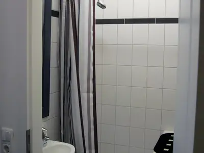 INSIDE, BATHROOM