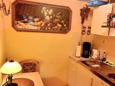 Photo, INSIDE, OUTSIDE