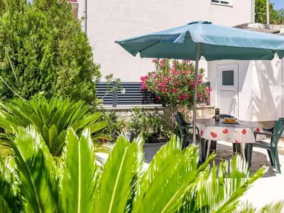 Ferienwohnung für 8 Personen (80 m²) in Povile 9/10