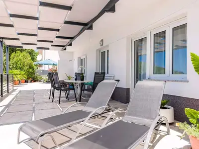 Ferienwohnung für 8 Personen (80 m²) in Povile 10/10