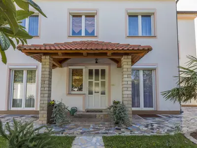 Ferienwohnung für 5 Personen (76 m²) in Povile 9/10