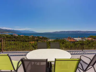 Ferienwohnung für 10 Personen (160 m²) in Povile 1/10