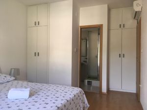 22482709-Ferienwohnung-8-Povlja-300x225-5