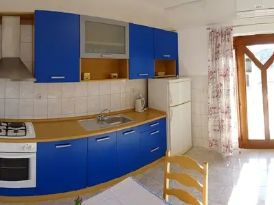Ferienwohnung für 3 Personen in Povlja 10/10