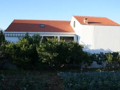 Ferienwohnung für 4 Personen in Povlja 3/10