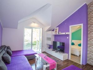 23931901-Ferienwohnung-4-Povlja-300x225-2