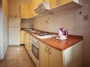 23931985-Ferienwohnung-3-Povlja-300x225-2