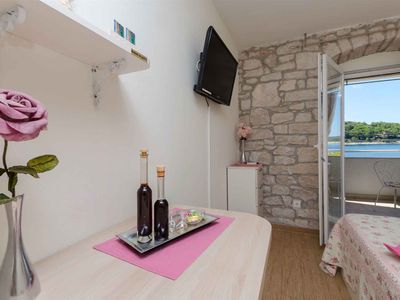 Ferienwohnung für 2 Personen (25 m²) in Povlja 10/10