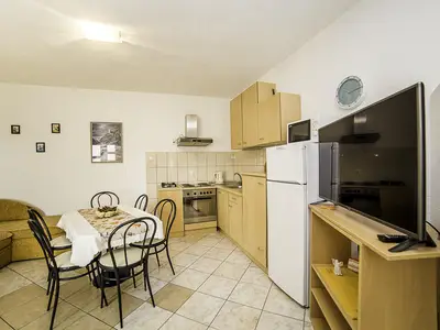 Ferienwohnung für 3 Personen (36 m²) in Povlja 6/10