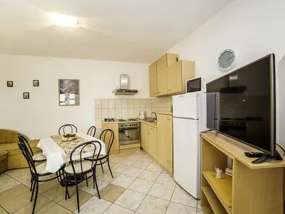 Ferienwohnung für 3 Personen (36 m²) in Povlja 6/10