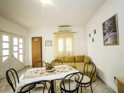 Ferienwohnung für 3 Personen (36 m²) in Povlja 9/10