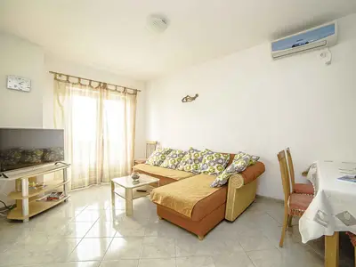 Ferienwohnung für 4 Personen (65 m²) in Povlja 10/10