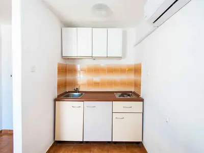 Ferienwohnung für 4 Personen (36 m²) in Povljana 9/10