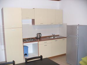 23048209-Ferienwohnung-4-Povljana-300x225-2