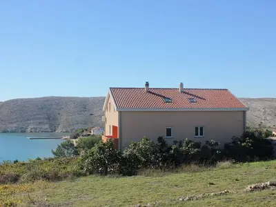 Ferienwohnung für 3 Personen in Povljana 1/10