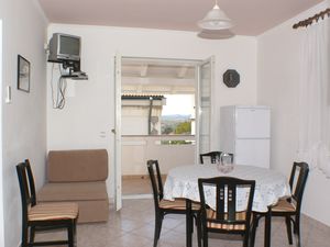 18323691-Ferienwohnung-6-Povljana-300x225-1