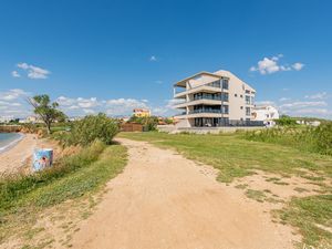 Ferienwohnung für 8 Personen (100 m²) in Povljana